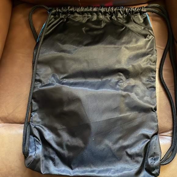 Adidas Cinch Back Pack, string closure blue front with pink stripes, black back - Picture 5 of 5